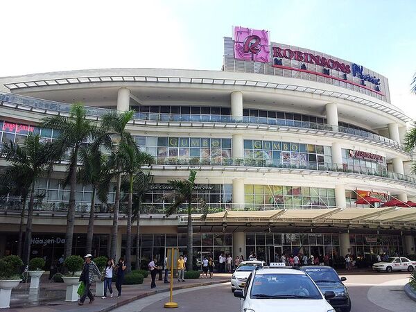 マニラのショッピングモールでスマホを探そう