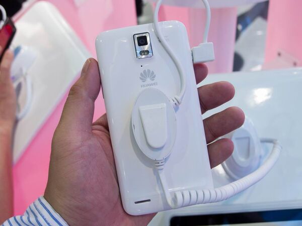ファーウェイはクアッドからLTE端末まで網羅（Mobile Asia Expo）