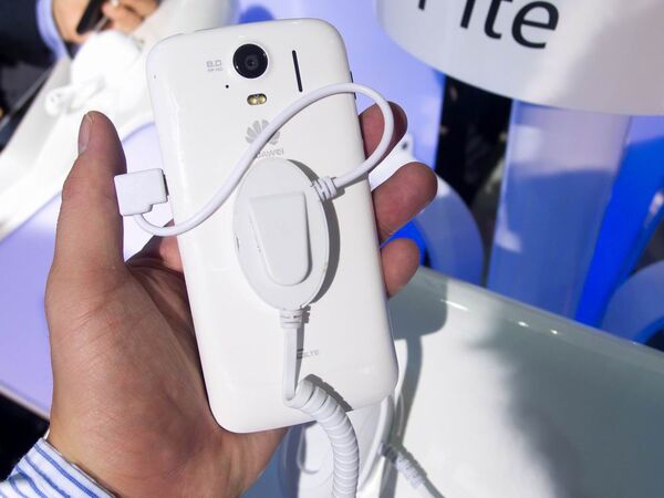 ファーウェイはクアッドからLTE端末まで網羅（Mobile Asia Expo）