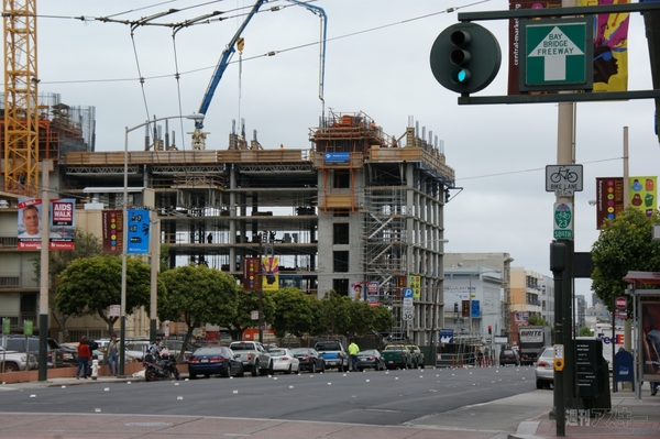 ツイッター　テンダーロイン新社屋