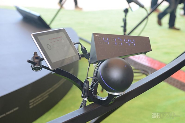 Google PlexにJelly Beanのドロイド君が登場 とにかくドロイドがいっぱい