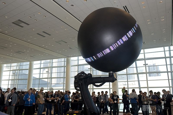 Google PlexにJelly Beanのドロイド君が登場 とにかくドロイドがいっぱい