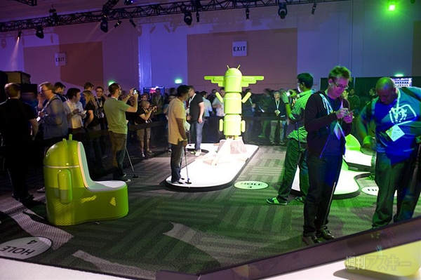 Google PlexにJelly Beanのドロイド君が登場 とにかくドロイドがいっぱい