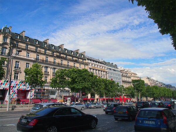 パリのプリペイドSIMとWindows Phone端末