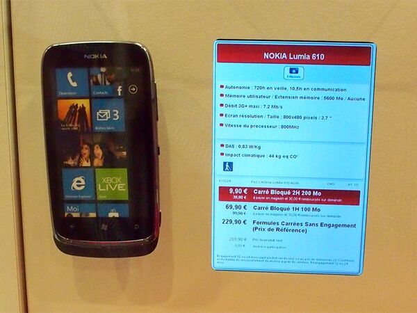 パリのプリペイドSIMとWindows Phone端末