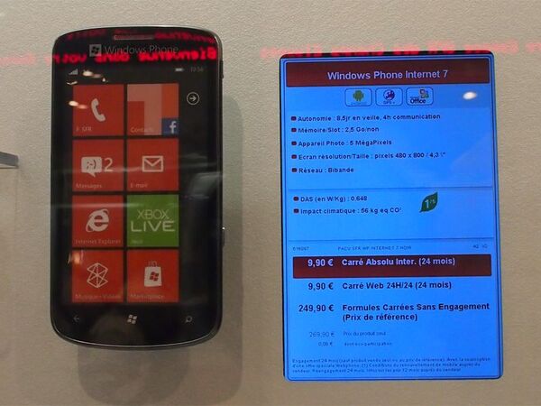 パリのプリペイドSIMとWindows Phone端末