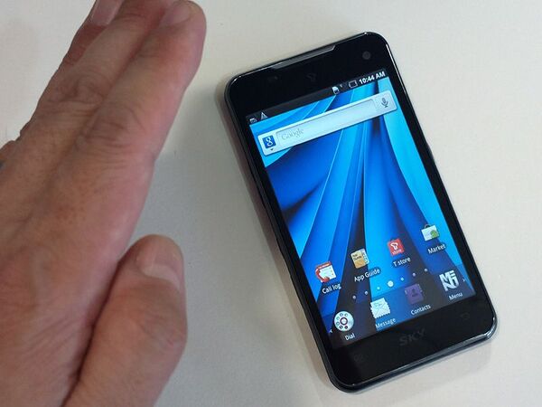 韓国ソウルにスマホ新古品屋が急増中