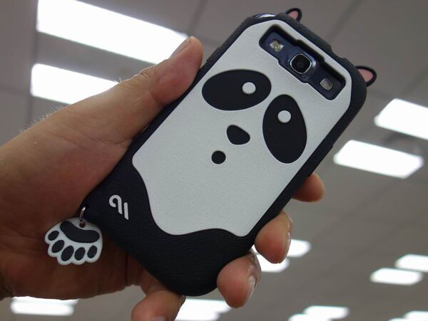 超希少なGALAXY S III用アニマル系ジャケットを発見！