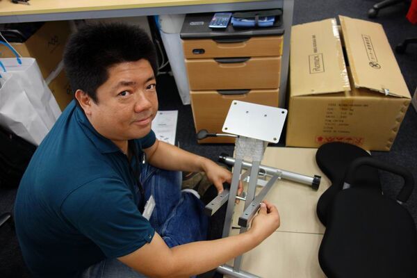 万年腰痛持ちのための特効薬的チェアー