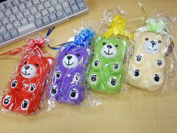 実用性度外視のiPhone用クマ型ケースなのだガオー！