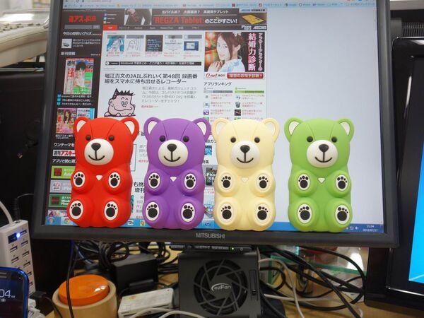 実用性度外視のiPhone用クマ型ケースなのだガオー！