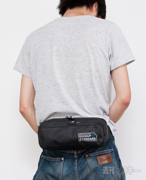 BRUSHUP STANDARD 防水ボディバッグ