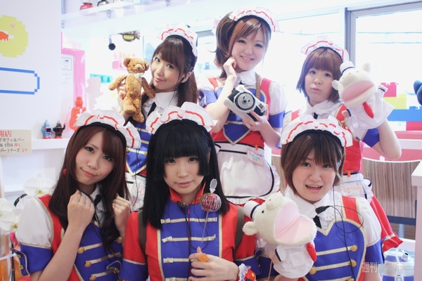 アキバ食い倒れ2012メイドカフェ編2