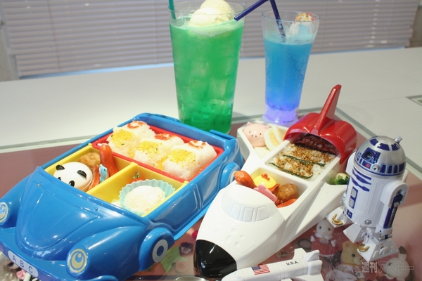 アキバ食い倒れ2012メイドカフェ編2