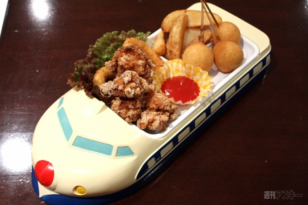 アキバ食い倒れ2012メイドカフェ編2