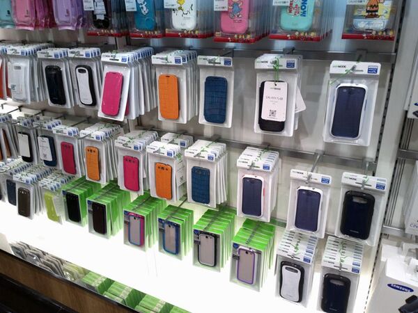 GALAXY S IIIの純正アクセサリーをソウルでゲット