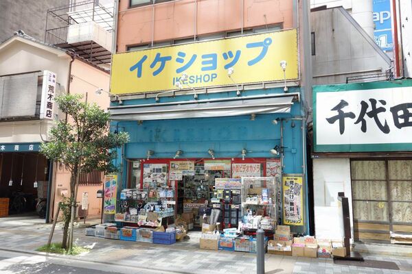 アキバスマホショップBEST5　夏休みに行きたい！