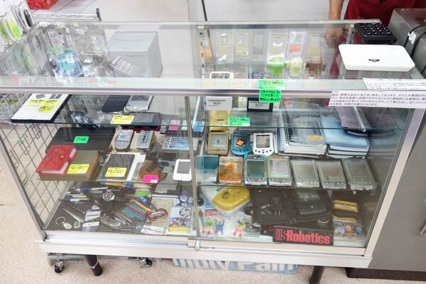 アキバスマホショップBEST5　夏休みに行きたい！