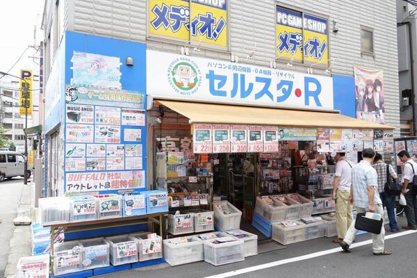 アキバスマホショップBEST5　夏休みに行きたい！