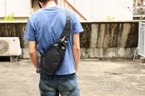 ヴィンテージ調ボディバッグ TRICKSTER MAYER