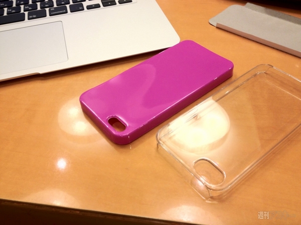 いまさらiPhone 5のケース見せられても……ね。：週間リスキー
