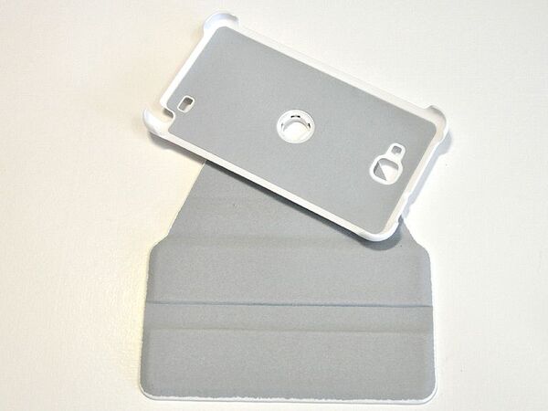 祝！ エレコム香港店オープンでスマホをパワーアップ