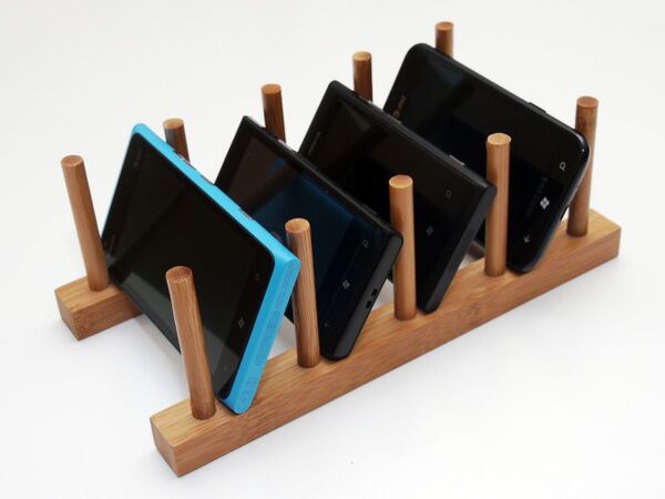 10台のWindows Phoneを効率よく充電する