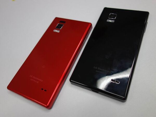 Optimus G：全部入りクアッドコアスマホは国内最速端末だ！