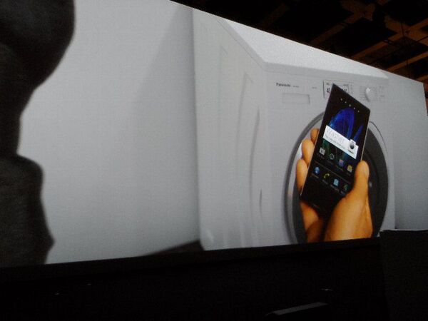 白物家電もアプリで操作！ “スマート”に突き進むパナ：IFA2012