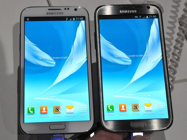 サムスン電子、GALAXY Note IIとGALAXY Cameraを発表