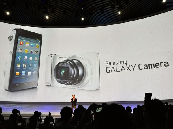 サムスン電子、GALAXY Note IIとGALAXY Cameraを発表