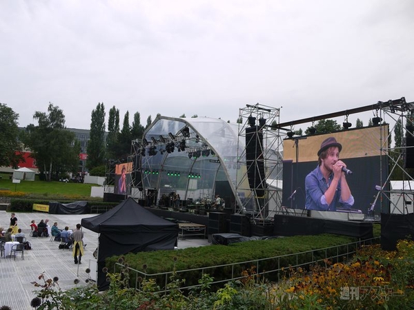 Windows8からスマホ、家電まで IFA2012が開催