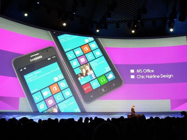 サムスンがWindows Phone 8端末を発表