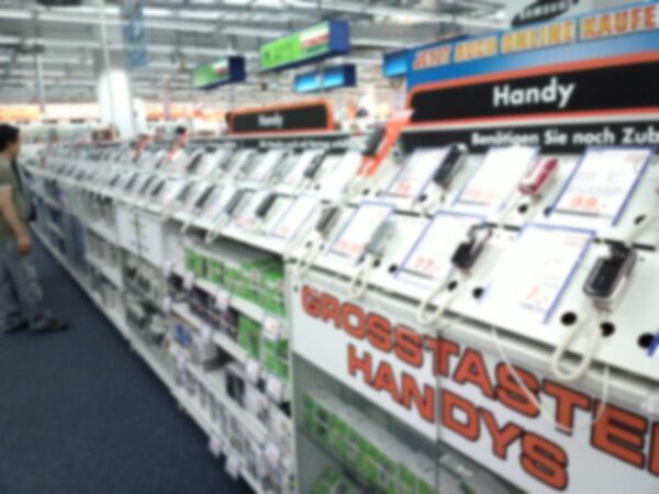 ドイツで手軽に買えるSIMフリースマホを探す