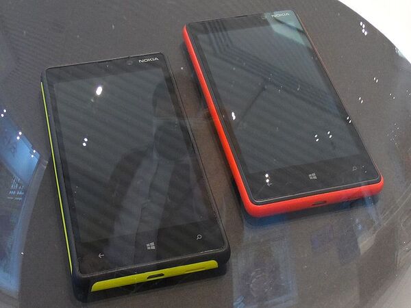 世界最速！ 本家ノキアストアでLumia 920と820を見てきた