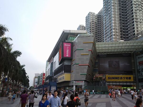 すでに中国では大量生産中！ iPhone 5のカバーがザックザク