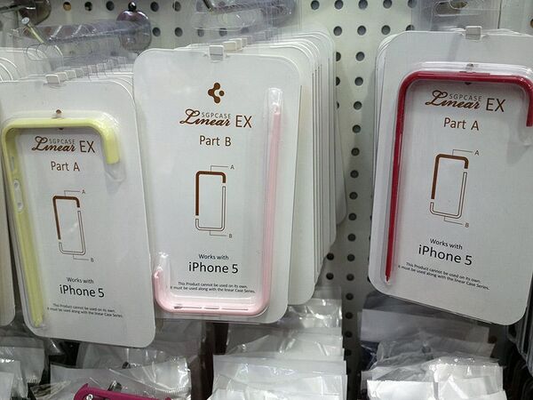 すでに中国では大量生産中！ iPhone 5のカバーがザックザク