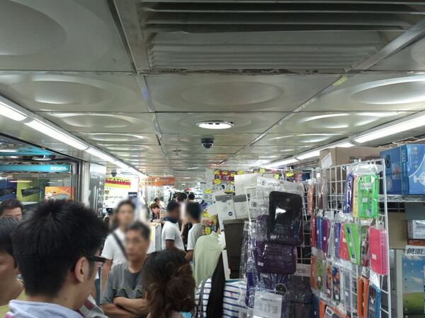 最強の18000mAhデカバを香港で発掘