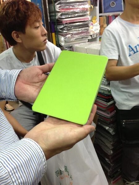 本日発表iPad miniのアクセを中国深センで続々発見：ACCN＆山根博士珍道中