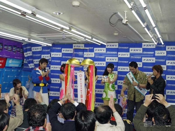 Windows8秋葉原深夜販売