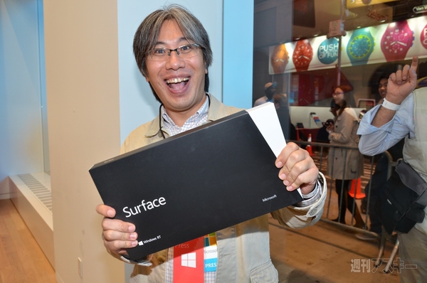 タイムズスクエアでもWindows 8発売