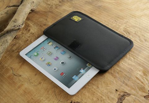 質実剛健なiPad mini用ケースがバンナイズから発売！