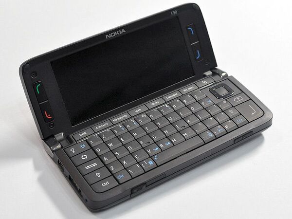 魅惑のキーボード付きスマホ in アメリカ