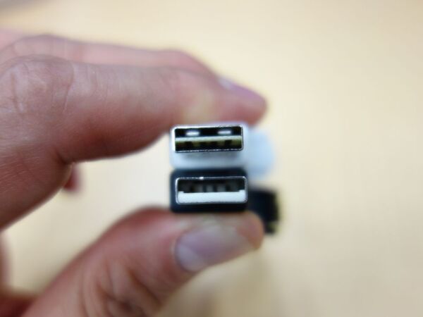 両端の端子向きが完全自由なiPhone 5用USBケーブルが完成