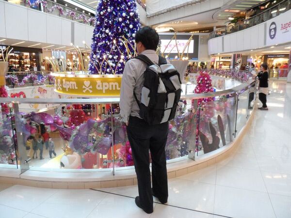 最大40台!? スマホ17台収納バッグがついに完成！