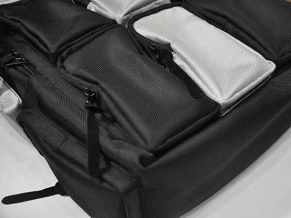 最大40台!? スマホ17台収納バッグがついに完成！