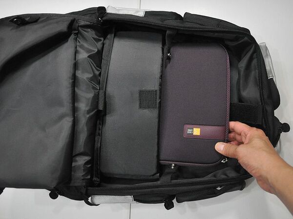 最大40台!? スマホ17台収納バッグがついに完成！