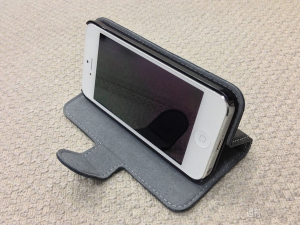 編集長のiPhone 5用ケースがやっと決まりました
