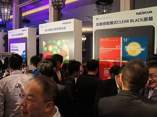 ノキアの新作『Lumia 920/820』香港発表会に潜入