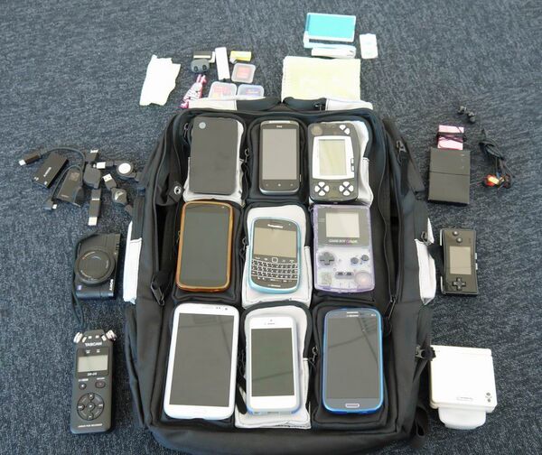 スマホ17台収納バッグを使ってみた